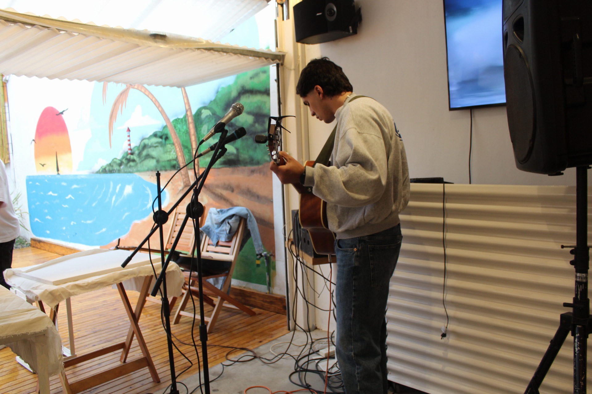 Maui — guitarra